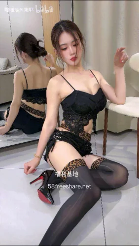 B站擦边福利姬喵喵是只猫耶 舰长充电福利80V/15G
