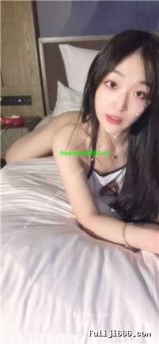 B站清纯反差UP浅老湿 大尺度自摸表演 舰长福利大合集302V/594P/4.36G