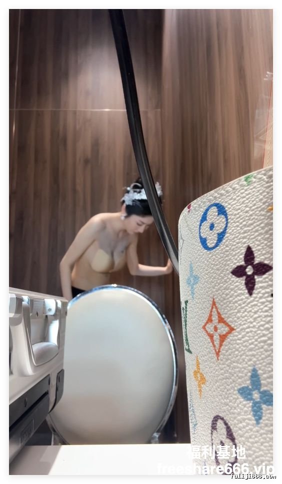 抖音新娘化妆间 婚房 写真 走光露点合集8.7G